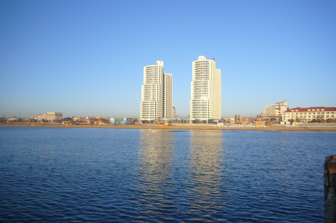 蓝色海岸公寓酒店主图