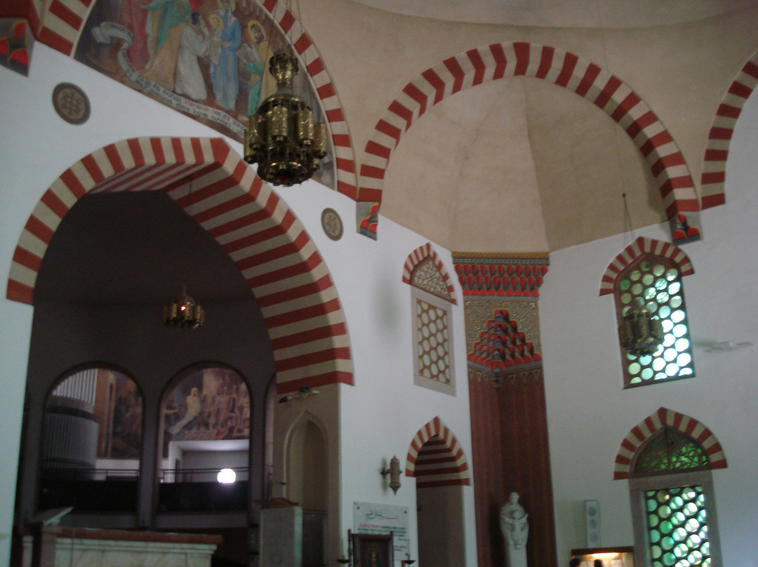 Mosque of Pasha Gazi Kassim Church of Gyertyaszentelo Boldogasszony景点图片