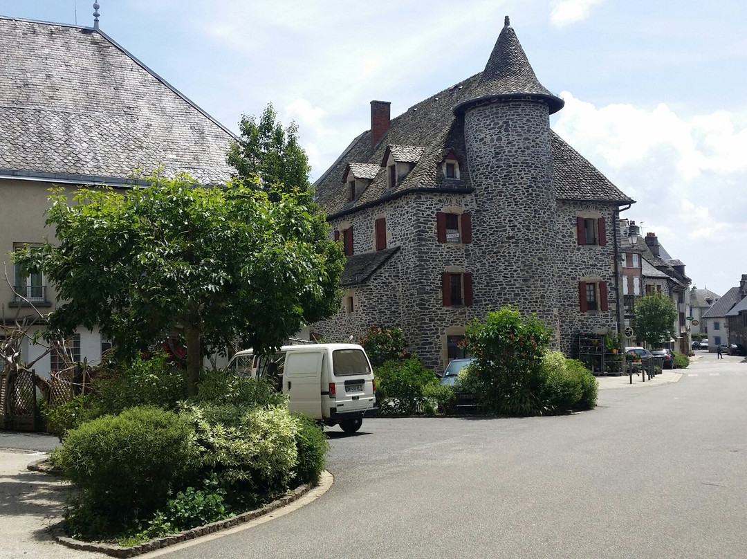 Saint-Cirgues-la-Loutre旅游攻略图片