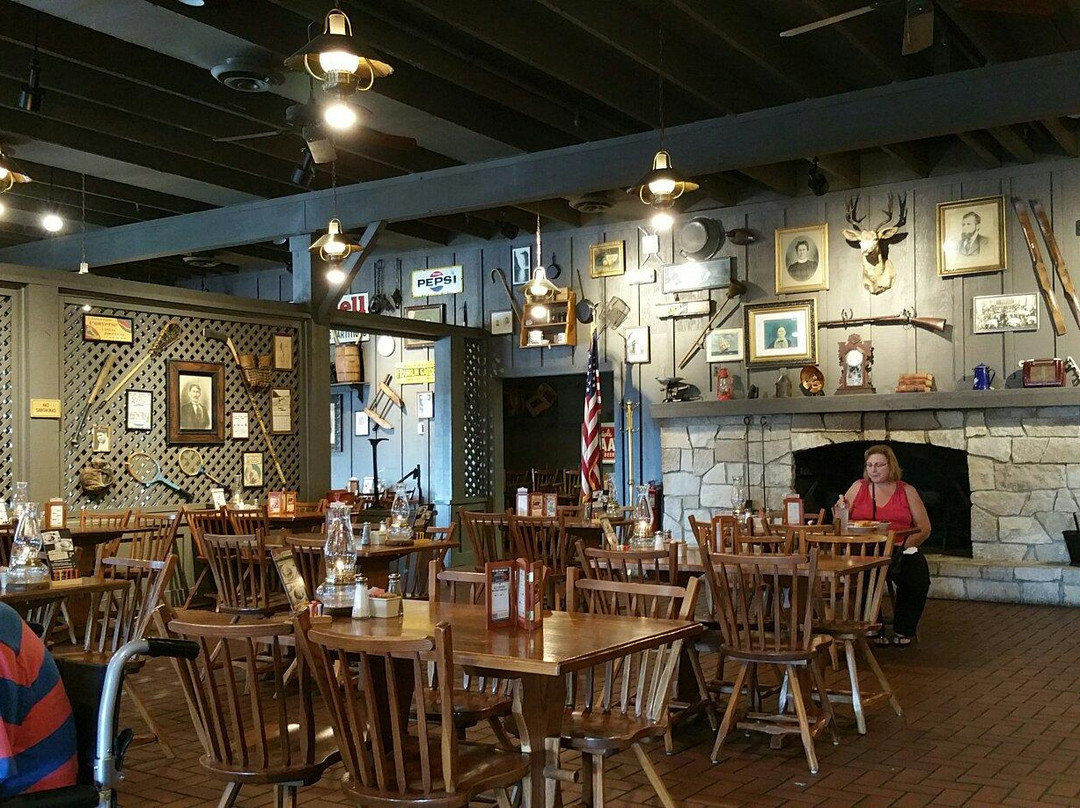 Cracker Barrel Old Country Store