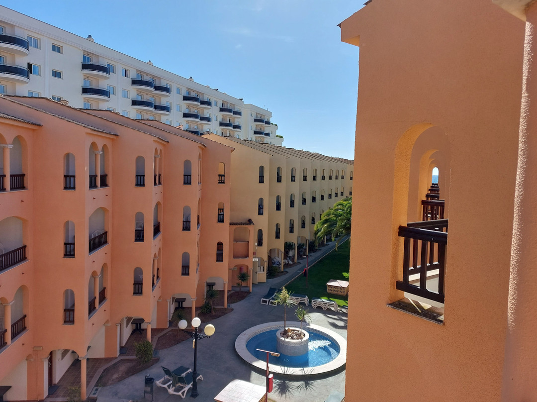 Apartamentos Turisticos Jardines del Plaza主图