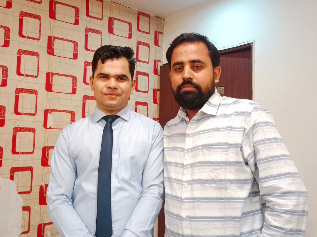 Spring Sky Mughalsarai By ShriGo Hotels主图