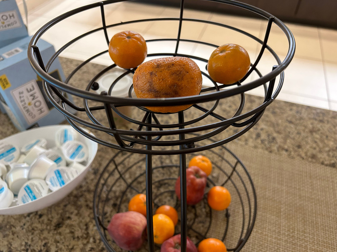 La Quinta Inn & Suites by Wyndham Milwaukee Bayshore Area主图