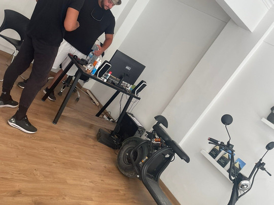 Parthenons Scooters by Get Your Tours-雅典必去景点