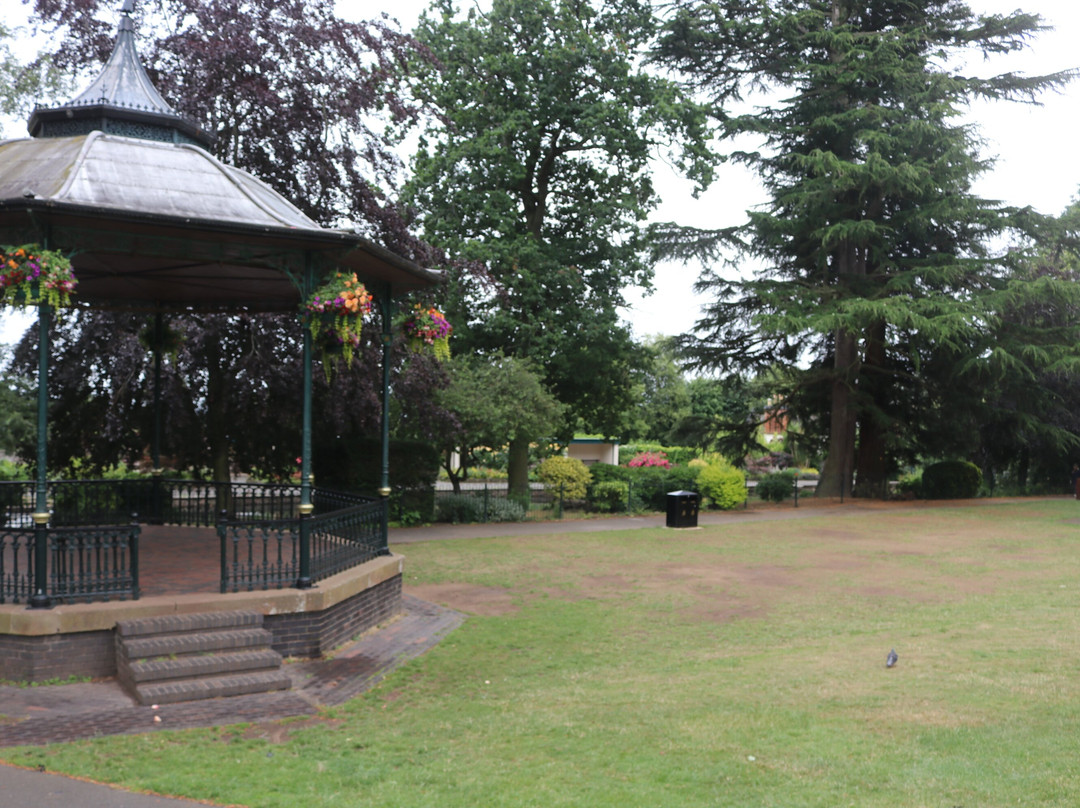 Priory  Park景点图片