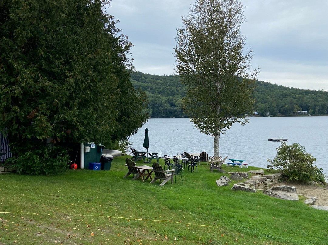 Loch Lyme Lodge & Cabins主图