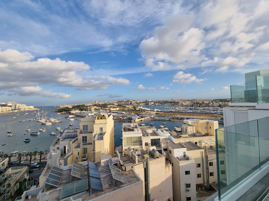 Alavits Hotel by ST Hotels主图