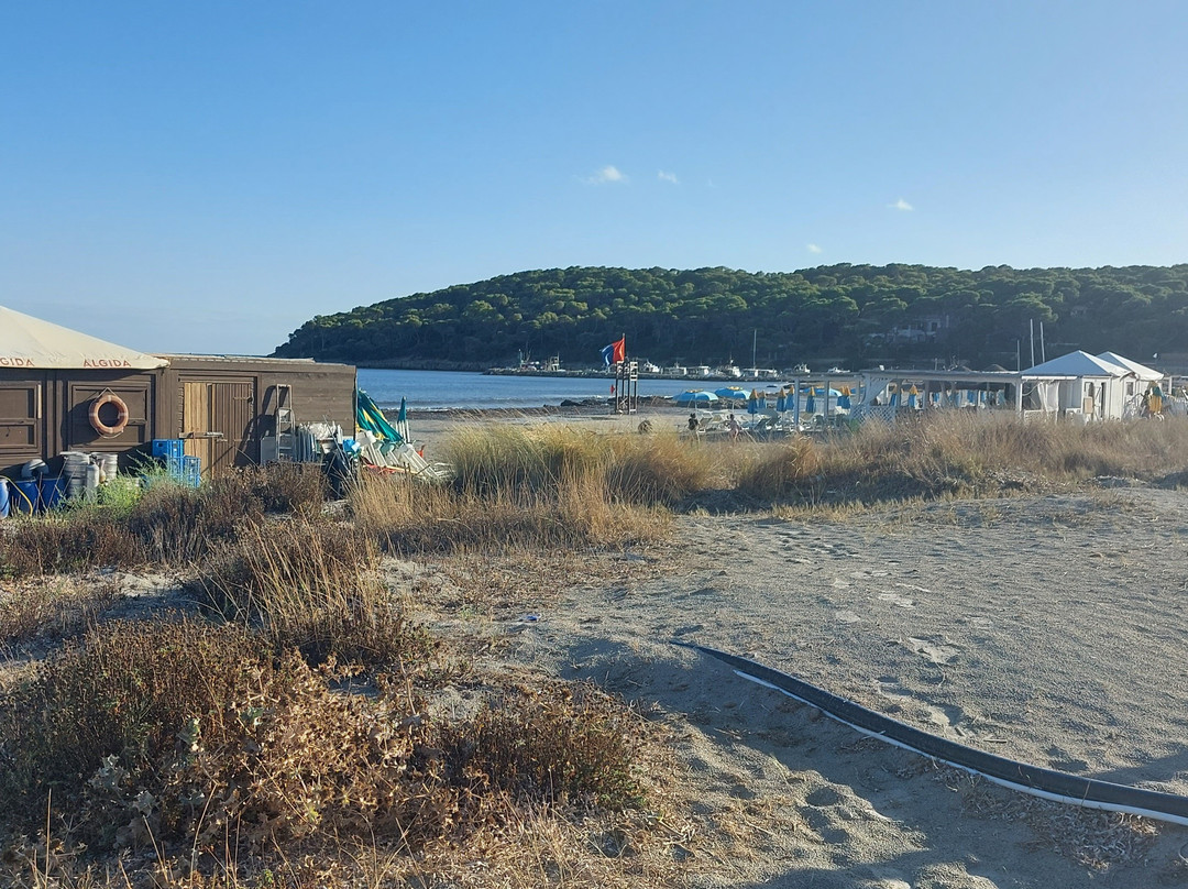 Spiaggia di Portu Pineddu-Porto Pino必去景点