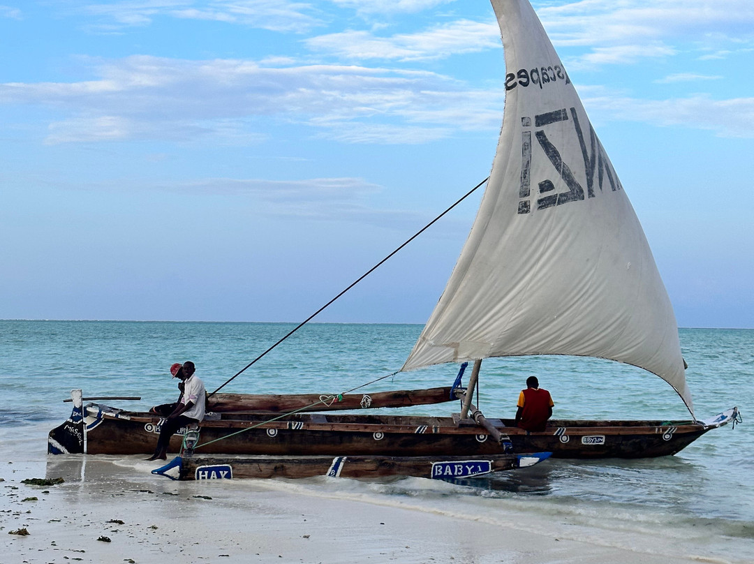 Hakuna Majiwe Beach Lodge主图