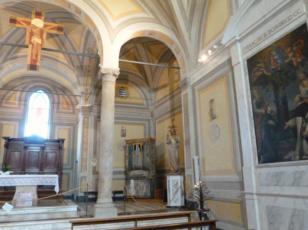 Chiesa di Santa Caterina-埃尔萨谷口村必去景点