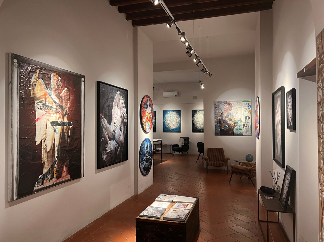 Andrea Chisesi Art Gallery景点图片