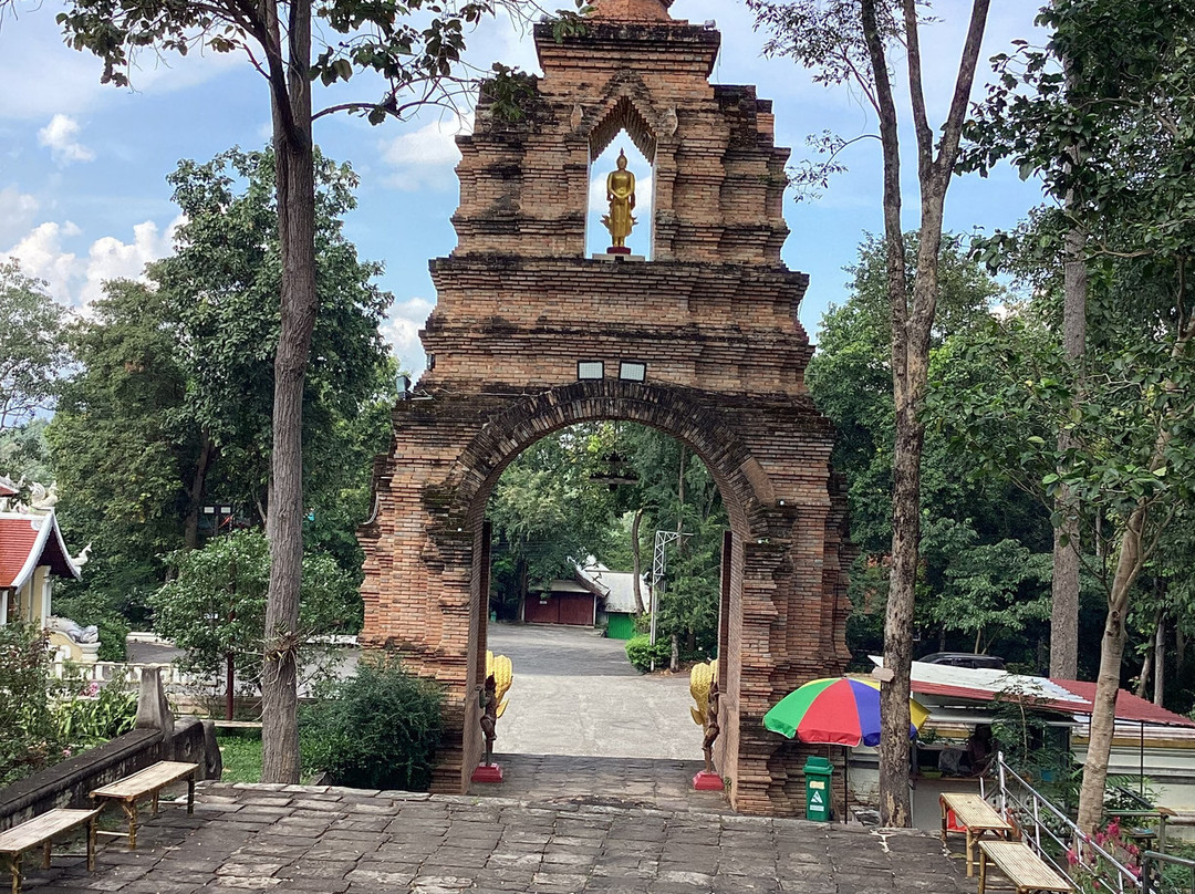 Wat Analayo Thipphayaram-帕夭必去景点