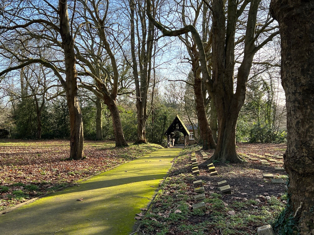 Leavesden Country Park景点图片
