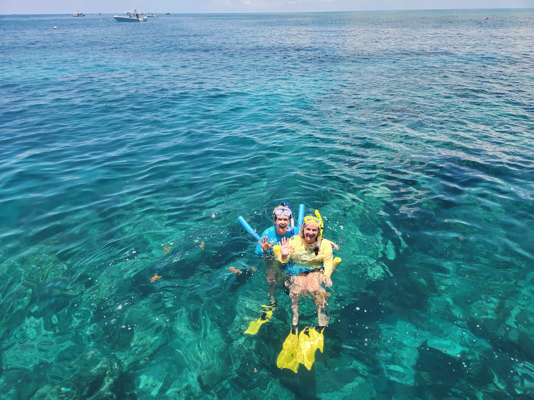 Looe Key Dive Center景点图片