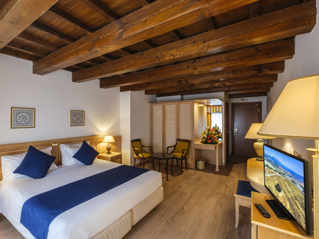 Orologio Hotel Ferrara主图
