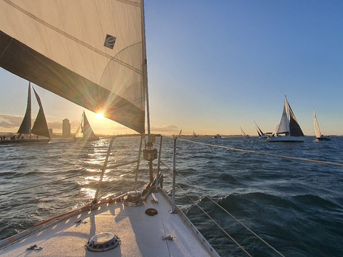 Sun Sailing Sailing Cruises & Private Charters-冲浪者天堂必去景点