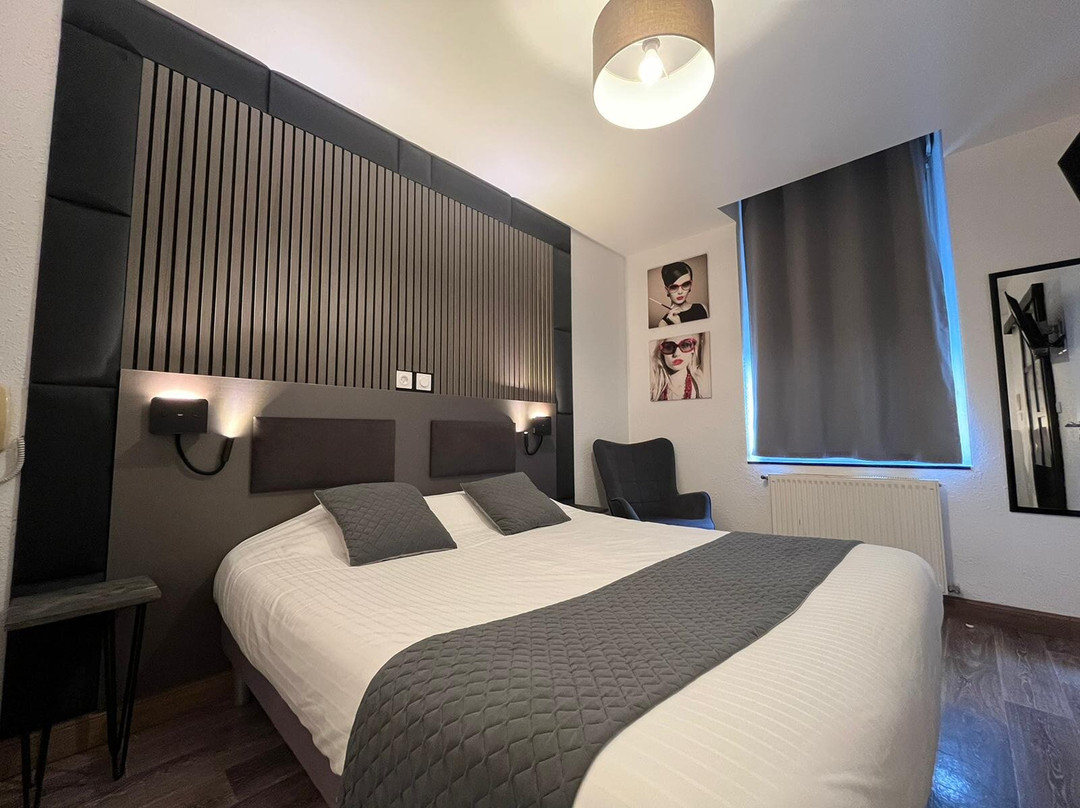 Cit'Hotel Le Cheval Blanc Cognac Centre主图