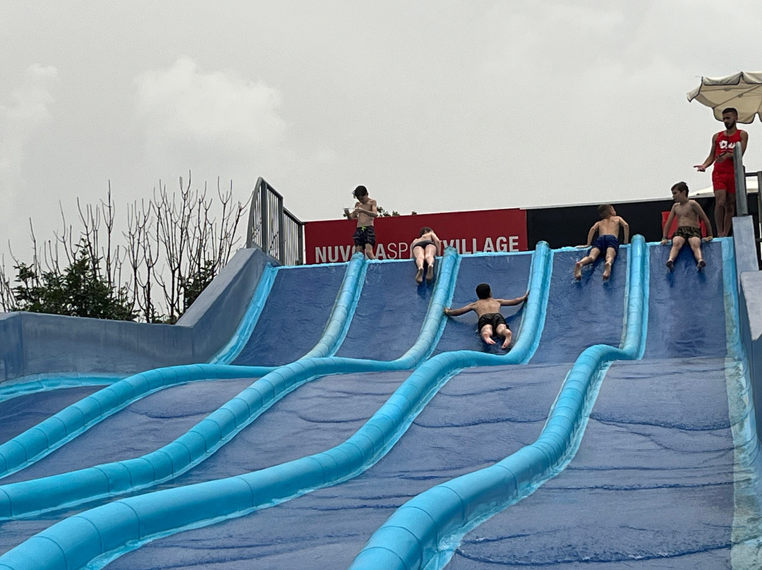 Opla AcquaBeach Village景点图片