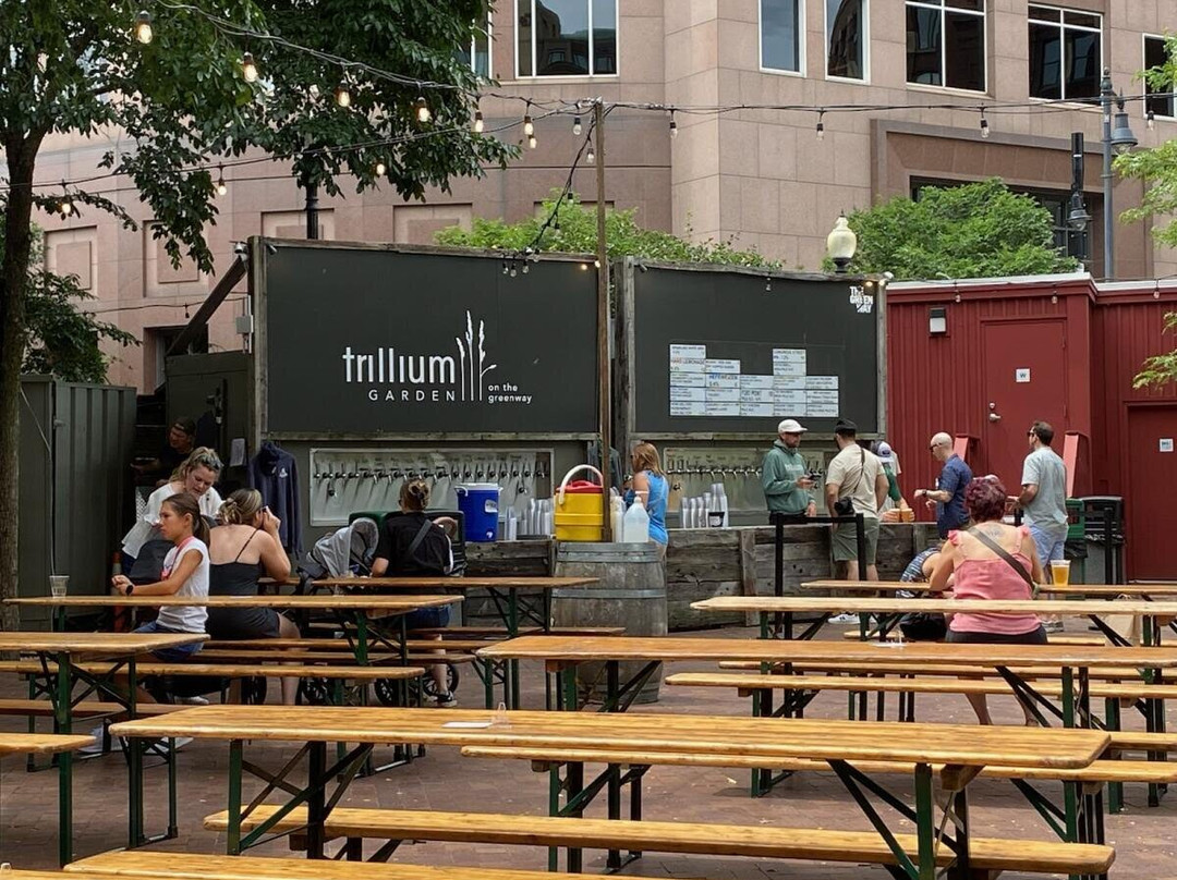 Trillium Garden On The Greenway