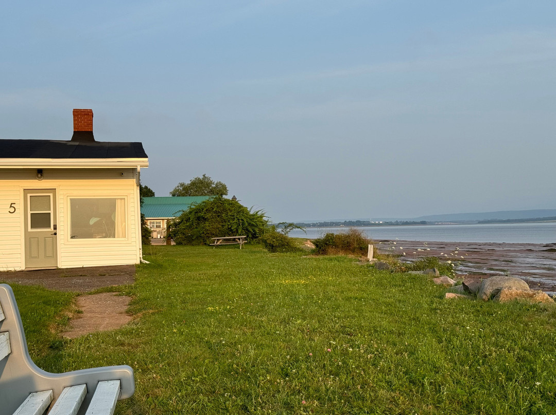 The Breeze Motel主图