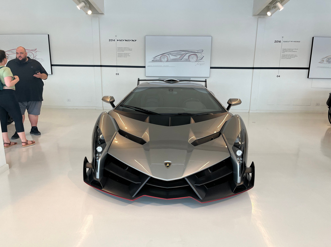 Lamborghini Museum景点图片