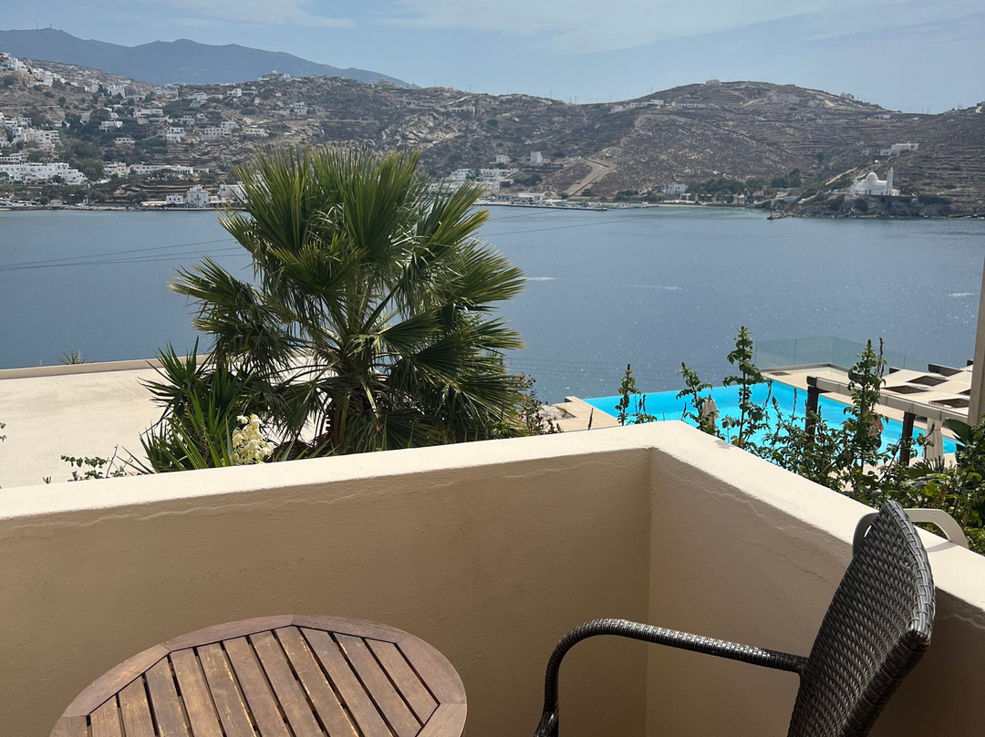 Seabreeze Hotel主图