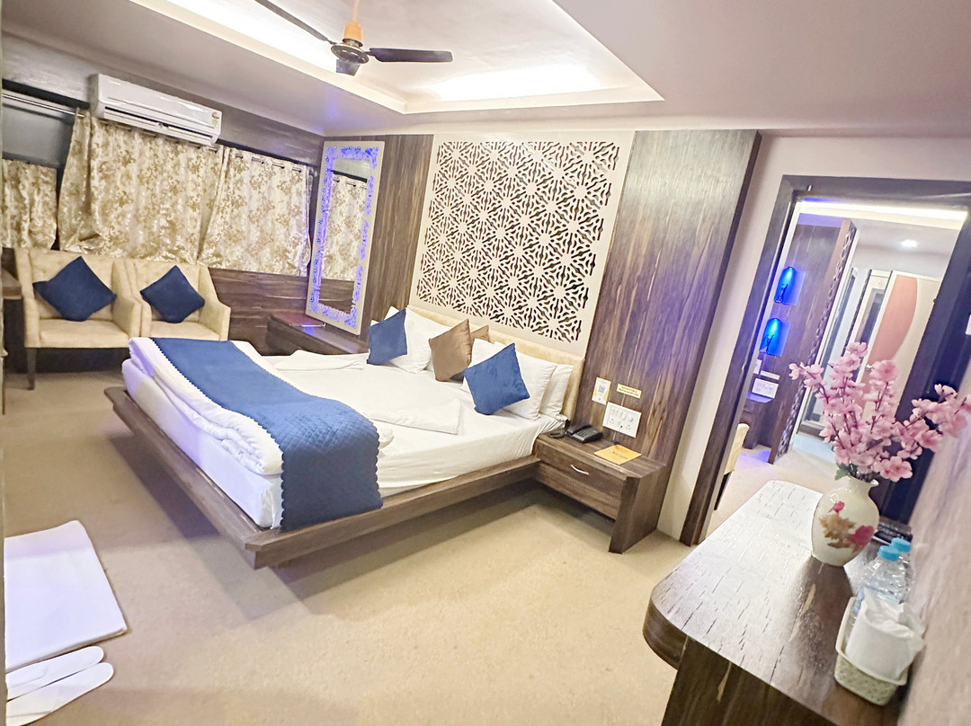 Saibaba International Hotel主图