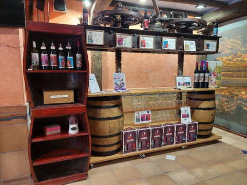 Bodega El Fabulista-拉瓜迪亚必去景点