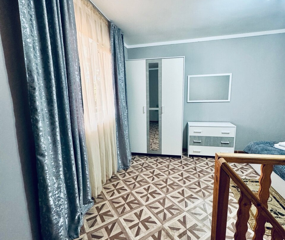 Abkhazskii Dvorik主图