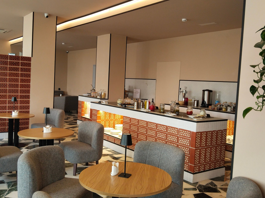 Apri Polet Hotel主图