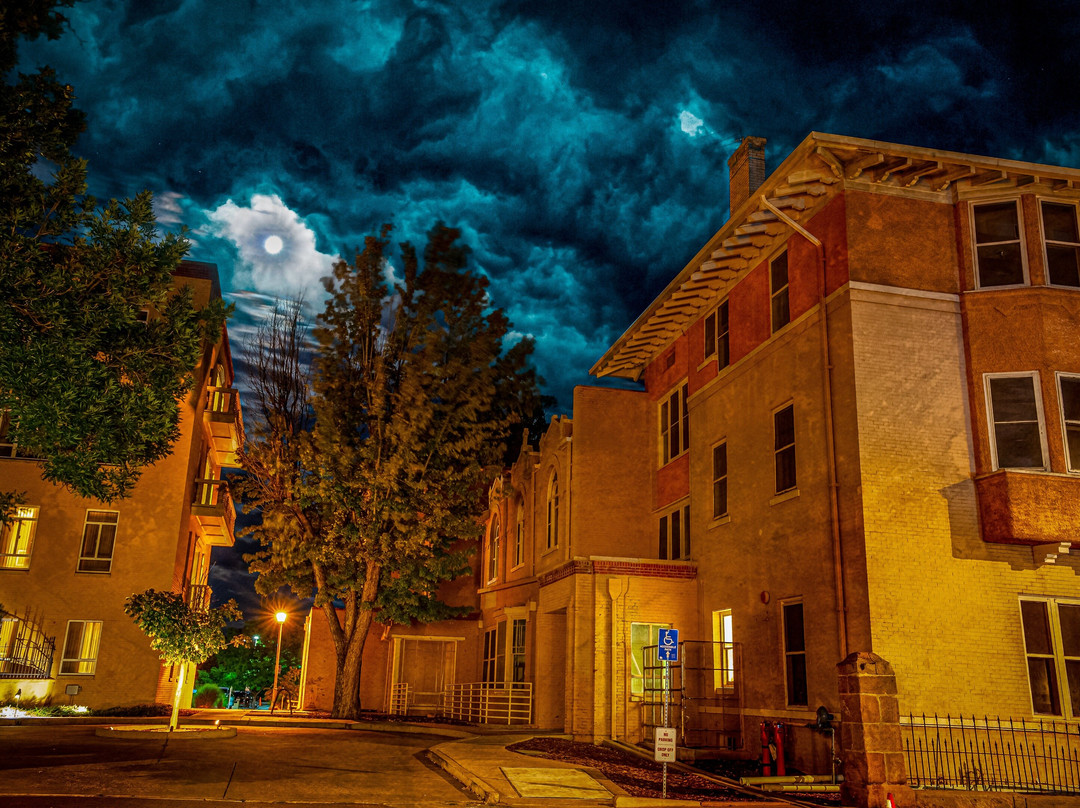 Santa Fe Ghosts