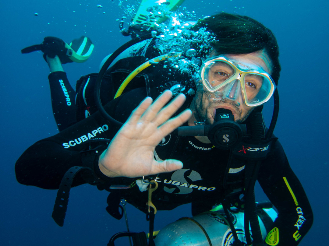 Blow Bubbles Divers-Desa Sekotong Barat必去景点