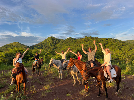 Mirador Equestrian-Playa Avellanas必去景点