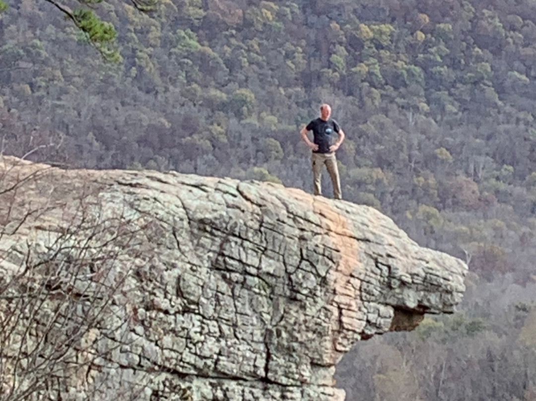 Hawksbill Crag景点图片