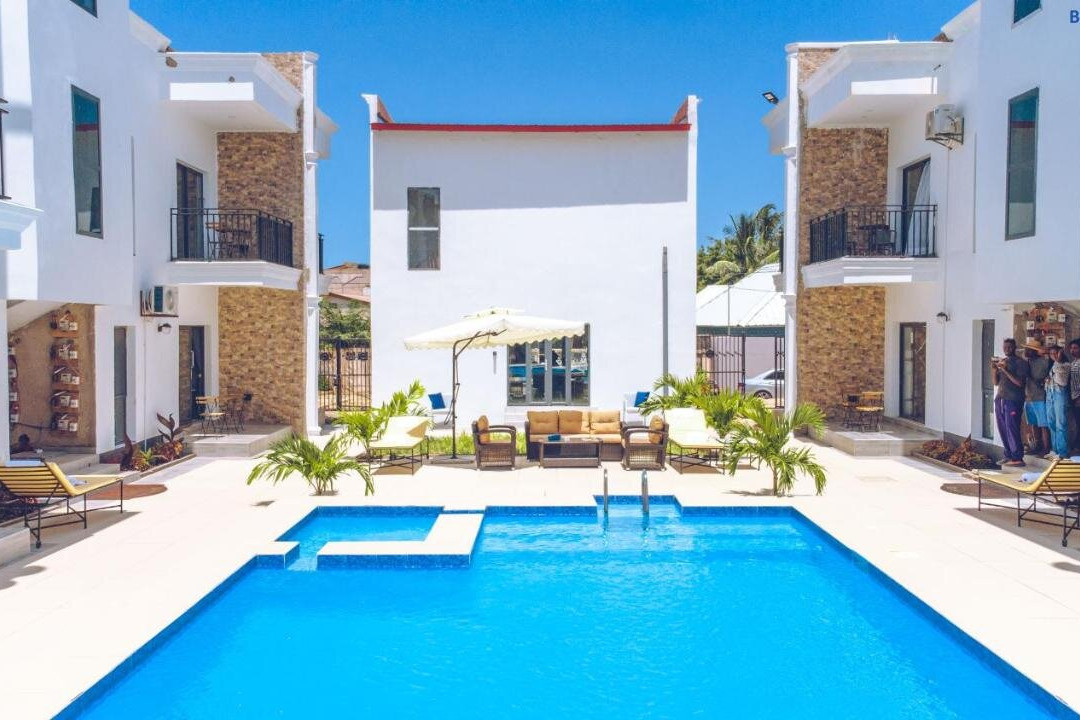 Mica Apartments