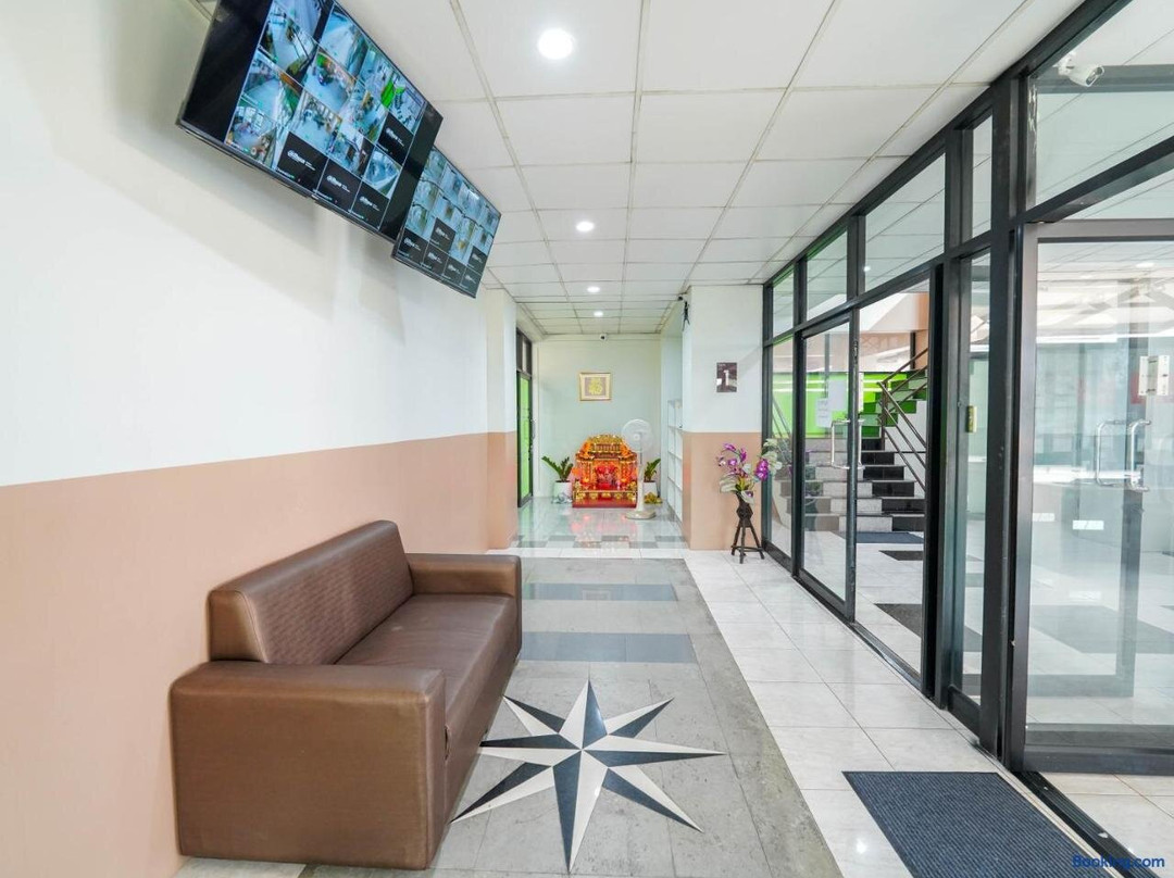 RoomQuest SPS Hotel and Residence