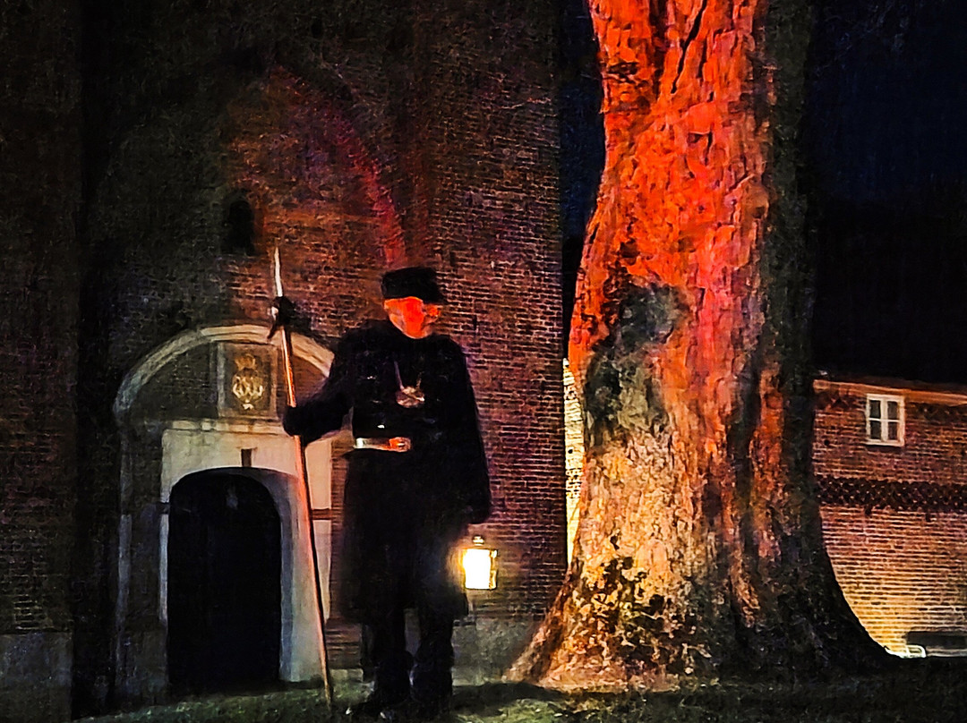Night Watchman Tour景点图片