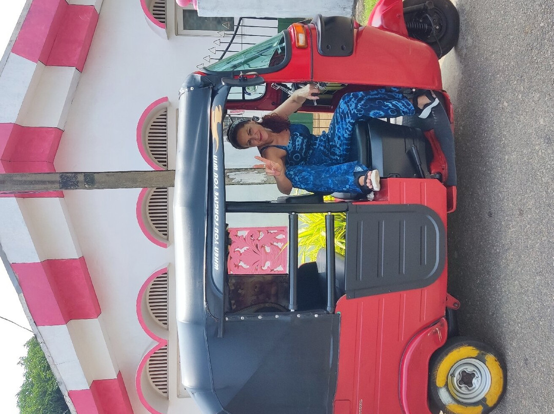 Tuk Tuk Rental Negombo景点图片