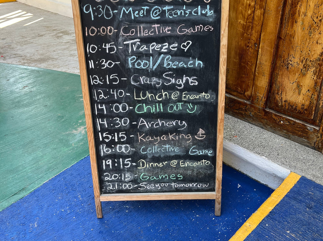 伊斯塔帕地中海度假村主图