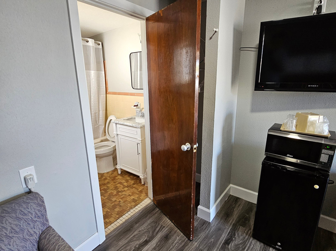 Royal Inn Motel主图