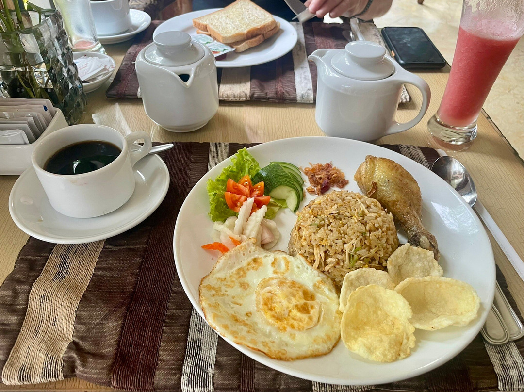 婆罗浮屠沙拉瓦提酒店主图