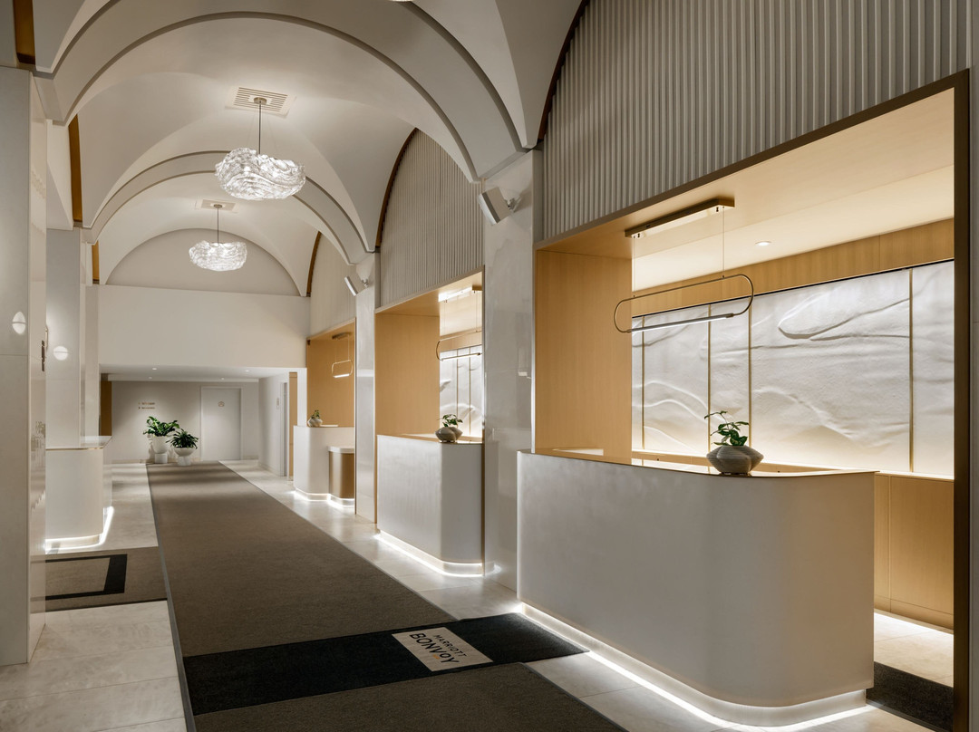 Montreal Marriott Chateau Champlain