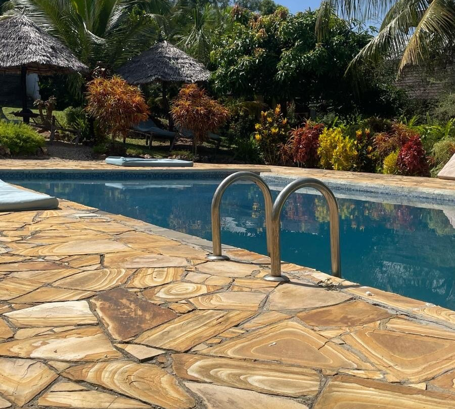 Emerald Bay Resort主图