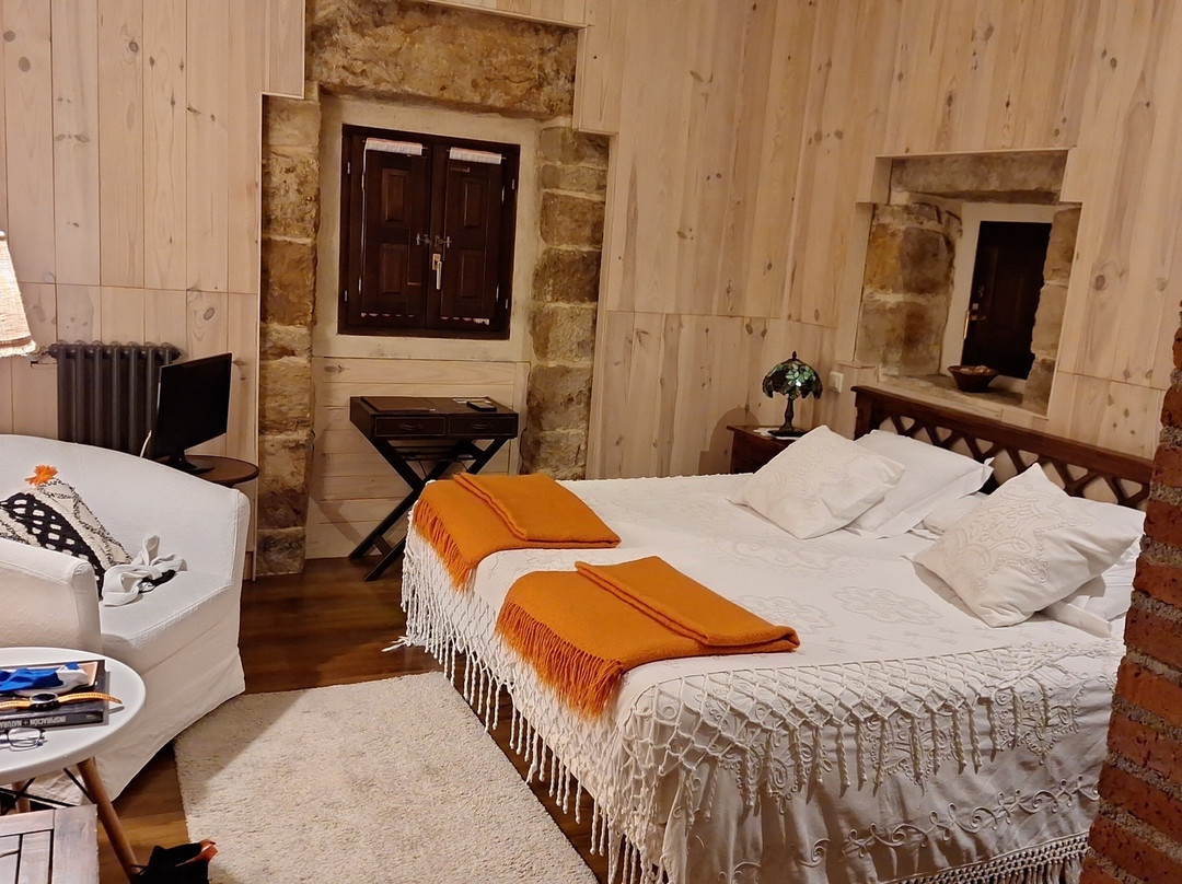 La Casona de San Pantaleón de Aras主图
