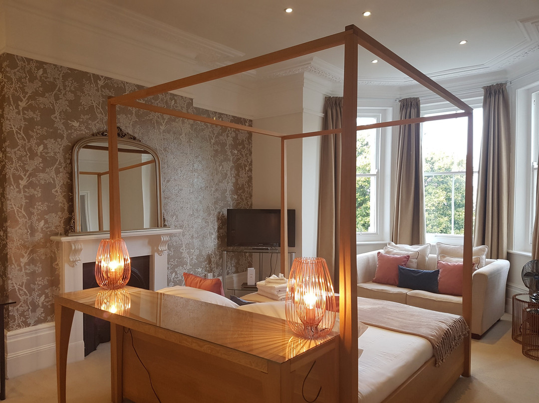 Sandgate酒店住宿-雷利什酒店