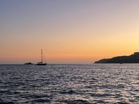 Rock Star Sailor Private Charters & Sailing School-瓦拉塔港必去景点