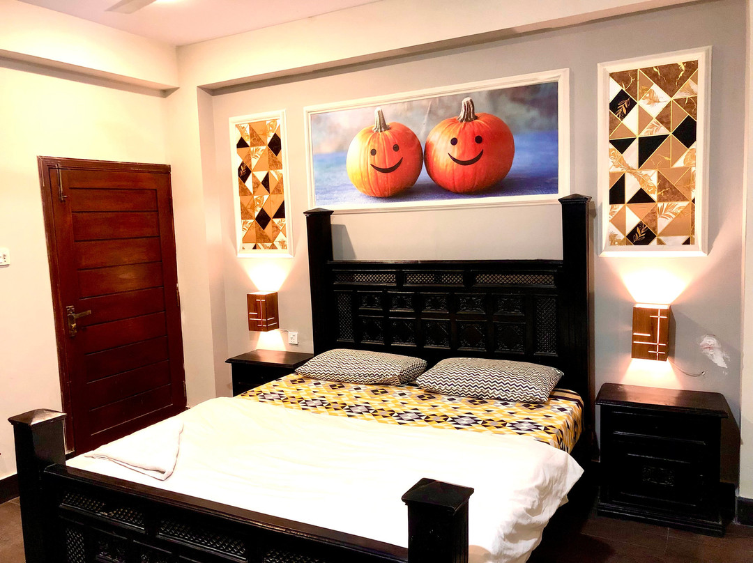 Republika Urban Hotel By Summit Resorts