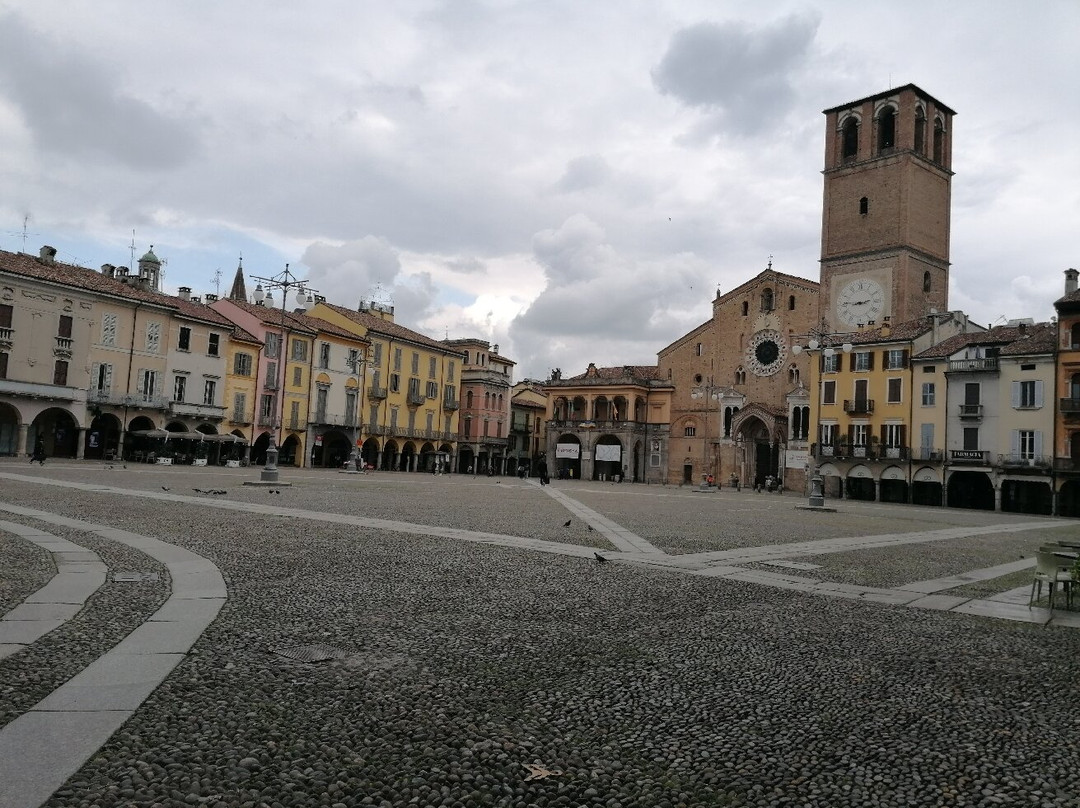 Piazza della Vittoria-洛迪必去景点