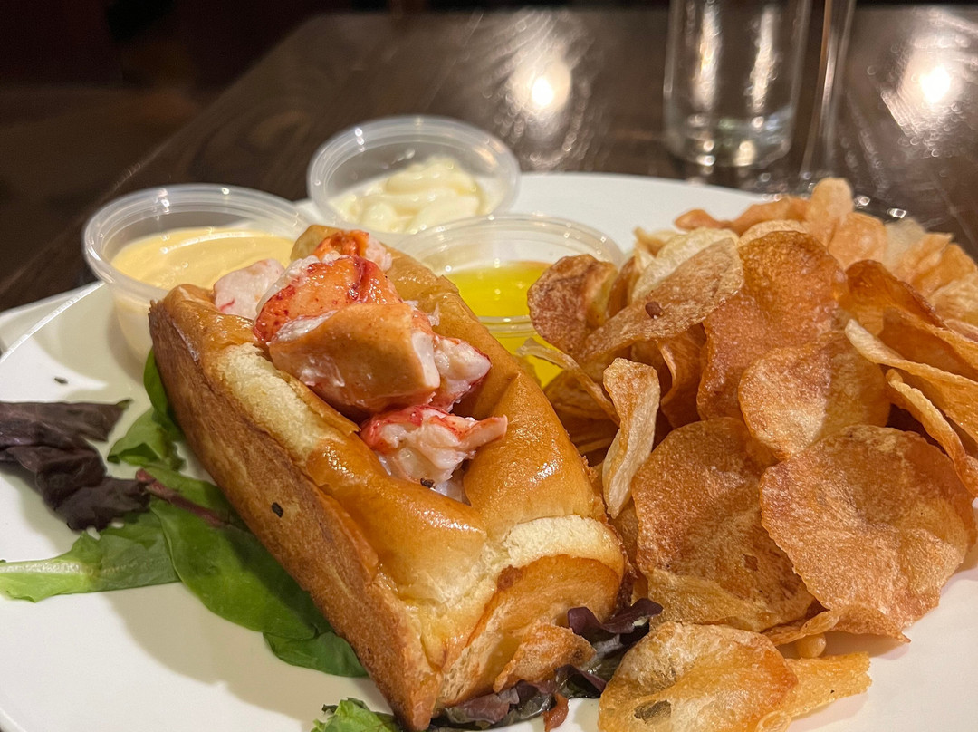 Bristol Harbor Inn主图