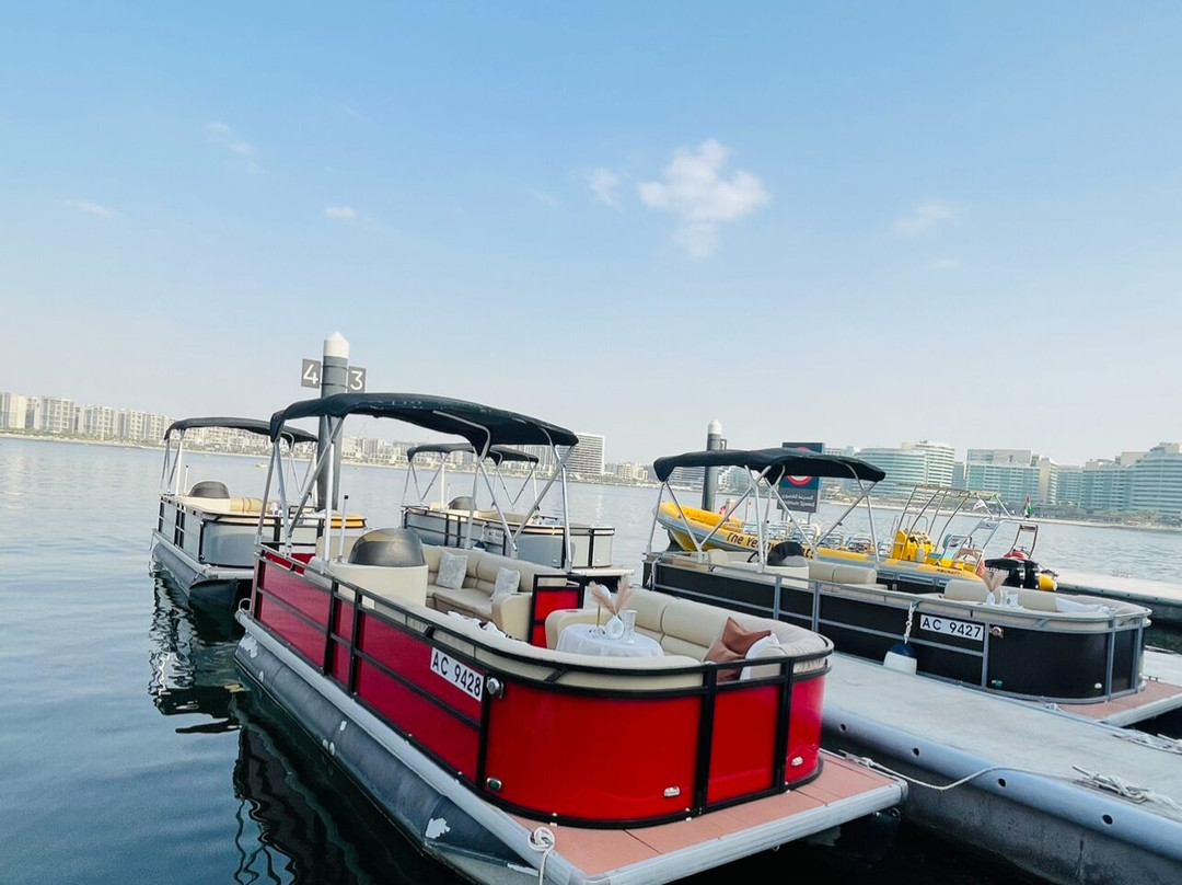 Orca Boats-阿布扎比必去景点